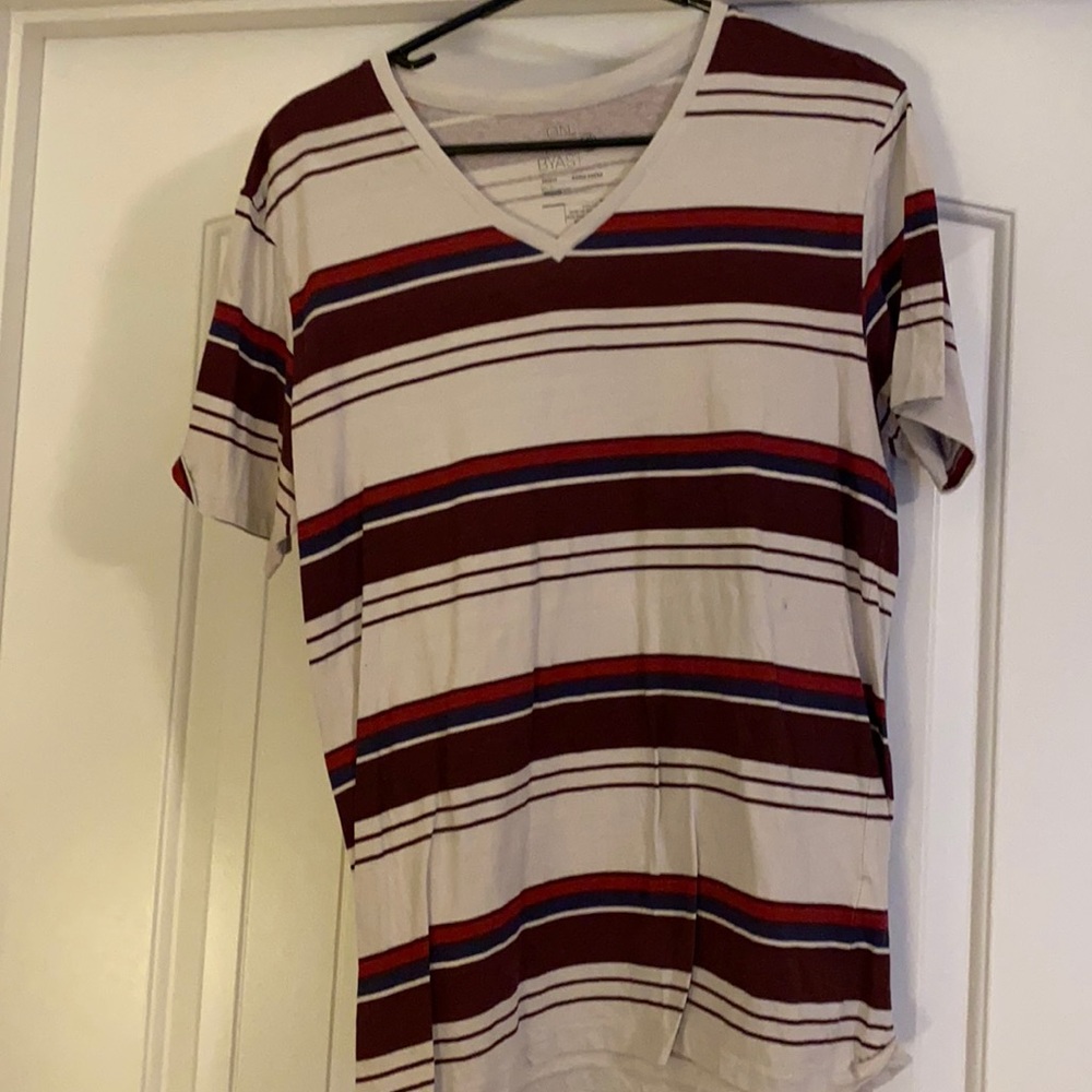 Striped V neck tshirt